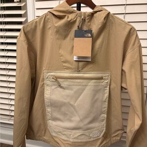 The North Face Women's Class V Pathfinder Pull-On Jacket Medium Khaki NWT  Rain